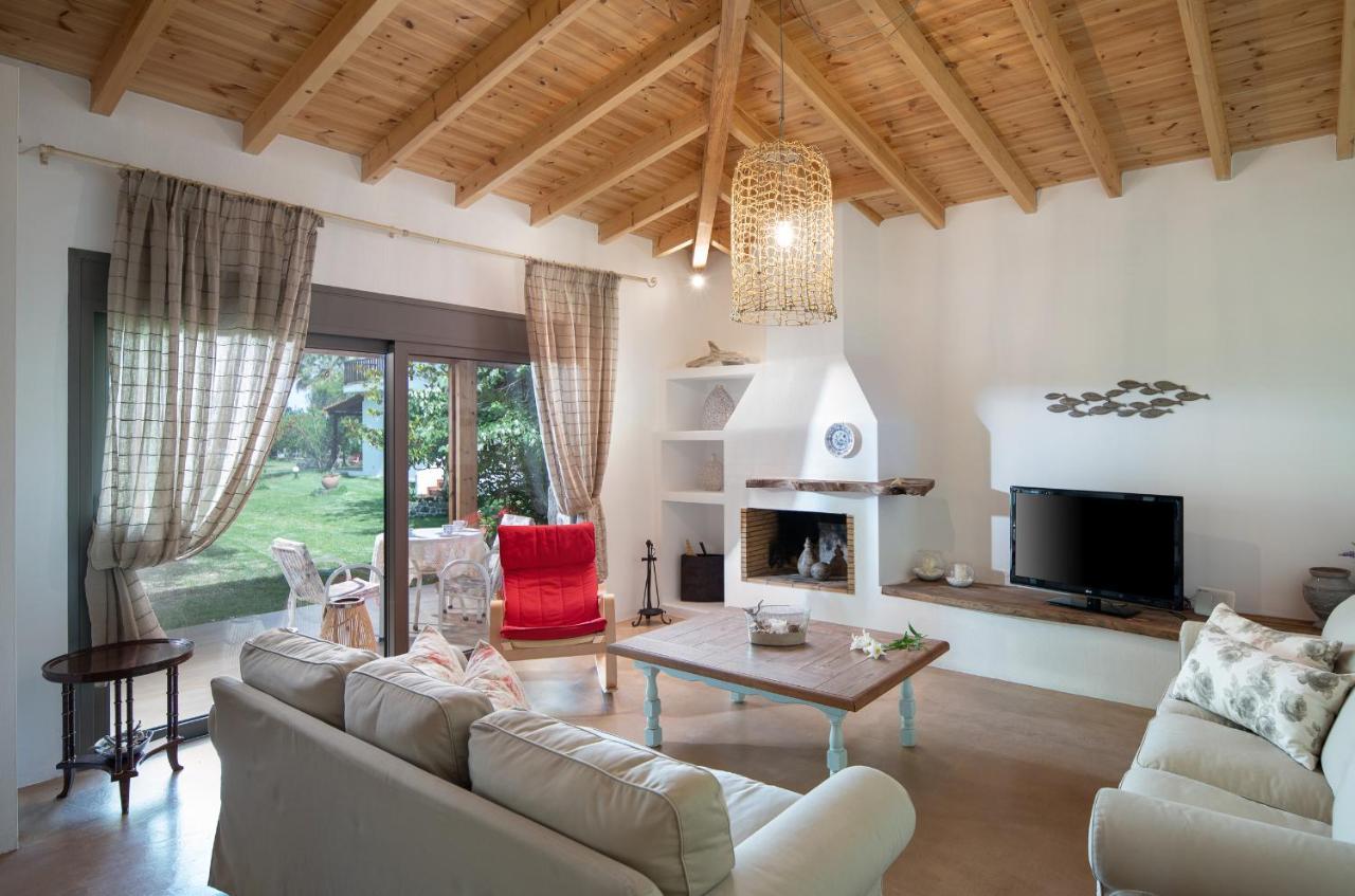 Villa Menie - Golden Fig Sykia Lodge Paralia Sikias Екстериор снимка